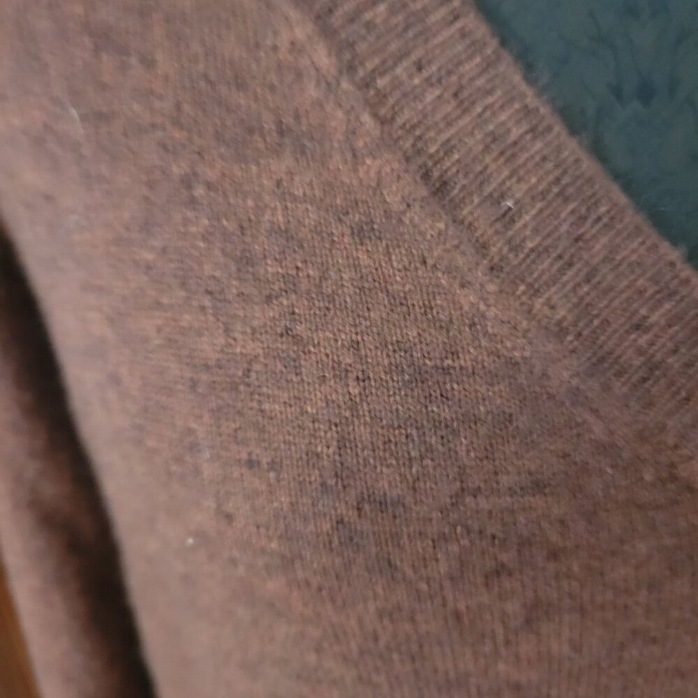 Repeat Cashmere V-Neck Sweater  XS - Picture 2 of 6